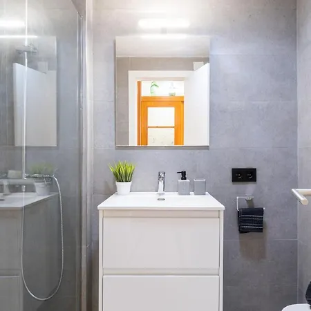 1ºlineamar-2room-novelty-piscina-wifi-portaventura7 *