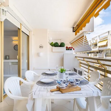 1ºlineamar-2room-novelty-piscina-wifi-portaventura7 * Salou