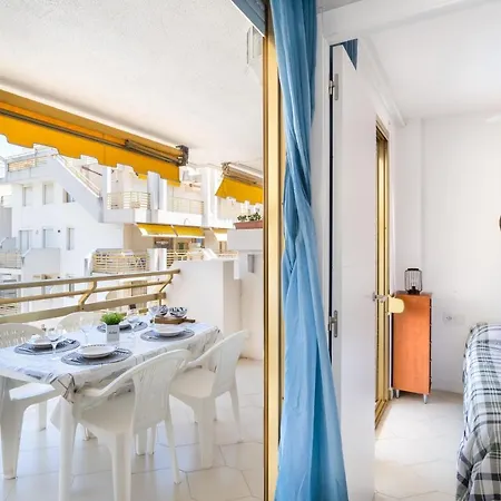 1ºlineamar-2room-novelty-piscina-wifi-portaventura7 *